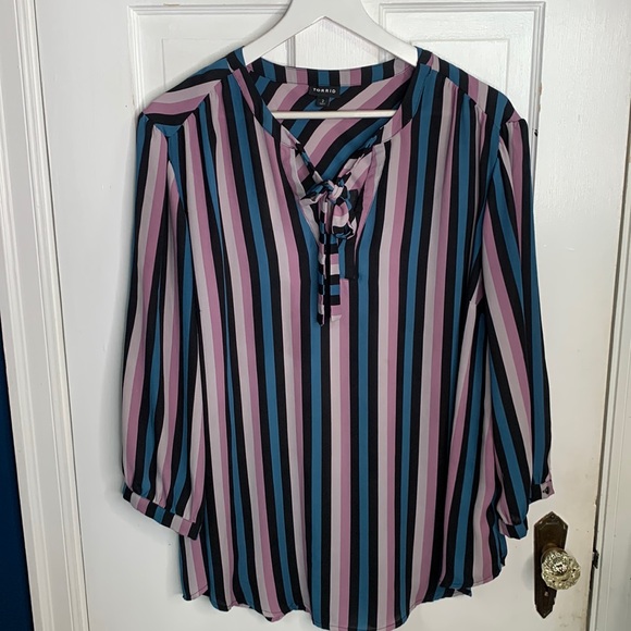 Torrid Georgette Bow Tie Stripe Blouse Top W-508 Plus Size 2X - Picture 4 of 11